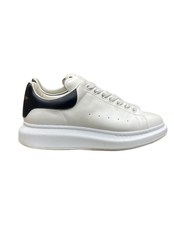 Alexander McQueen Oversized White Black