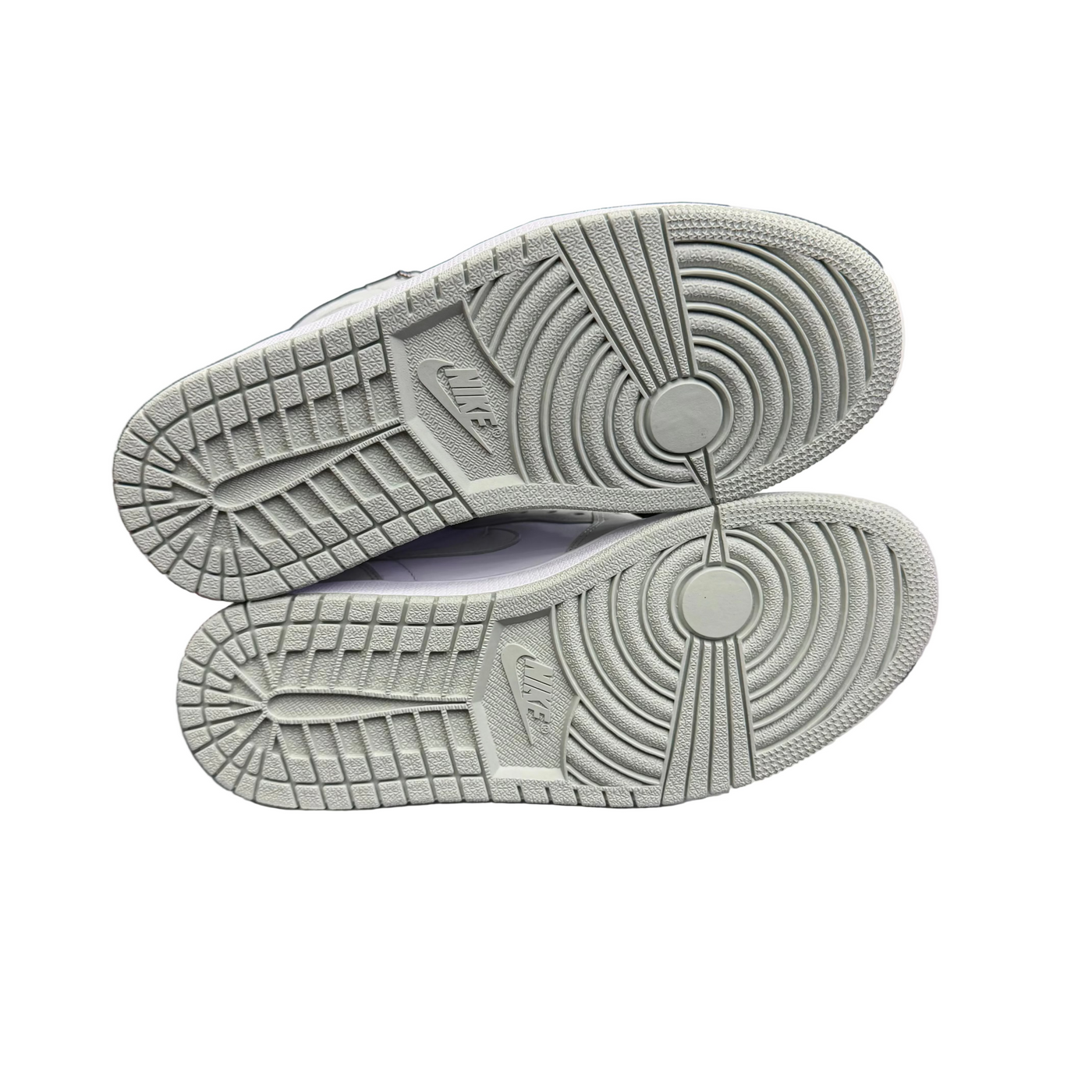 WMNS Nike Air Jordan 1 Retro High OG Seafoam