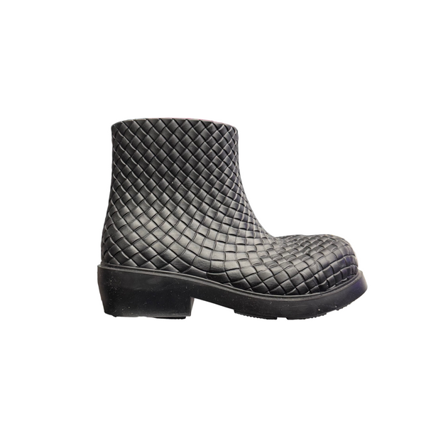 Bottega Veneta Fireman Ankle Boots Black